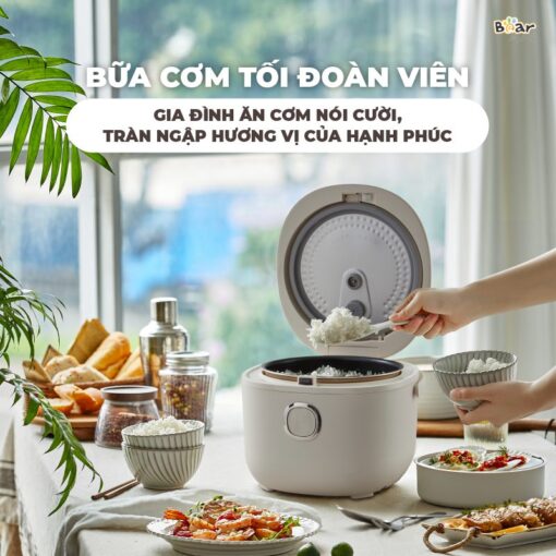 Quà tặng nồi cơm điện Bear mang ý nghĩa đoàn viên cho dịp cuối năm
