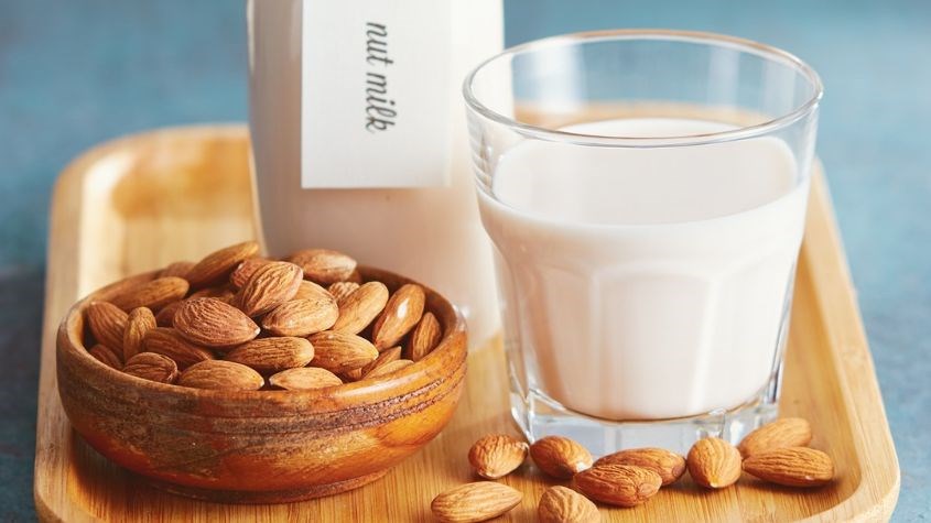 Sữa hạt điều bao nhiêu calo?