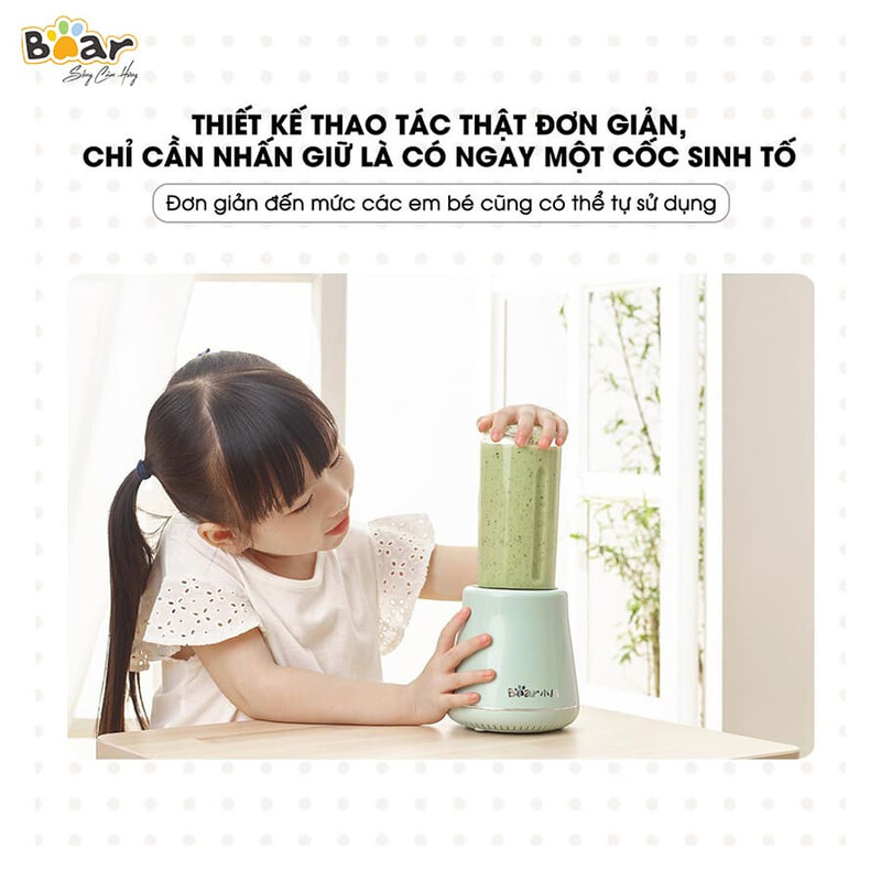 Máy xay sinh tố cầm tay Bear LLJ-D04A1 dễ sàng sử dụng chỉ với 1 nút nhấn