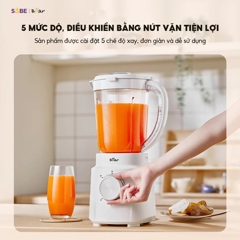 Bảng điều khiển trực quan của máy xay sinh tố Bear giúp người dùng dễ dàng thao tác