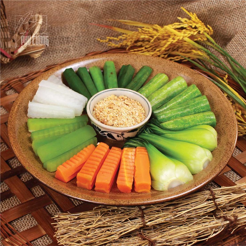 Không nên luộc rau củ quả bằng nồi nấu chậm nếu muốn giữ màu xanh của rau