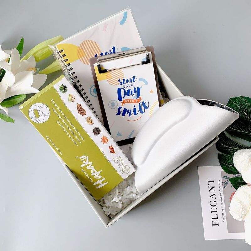 Gift box "văn phòng xinh" - Quà 20/10 cho nhân viên nữ ý nghĩa