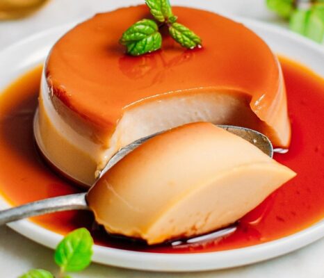 Làm bánh flan bằng nồi nấu chậm